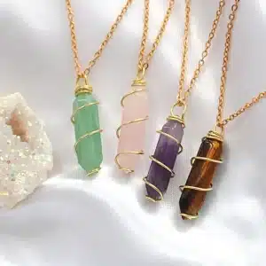 Collar de Cristales Naturales Biterminados Cuarzo y Piedras de Sanacion con Bano de Oro 18K